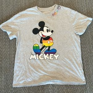 Pride Love mickey T-shirt customised